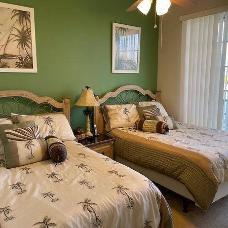 Beautiful New Luxury Townhome With Private Beach And Swimming Pools Ruskin Eksteriør bilde